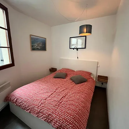 Des Avocettes * לה קרוטואה